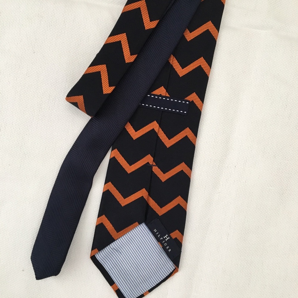 Tommy Hilfiger Chevron Silk Neck Tie